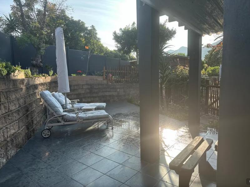 To Let 1 Bedroom Property for Rent in Helgarda Estate Western Cape